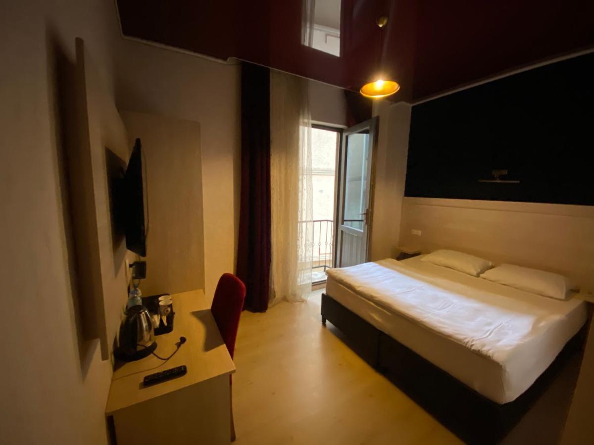 Hotel My Rose Батуми Екстериор снимка